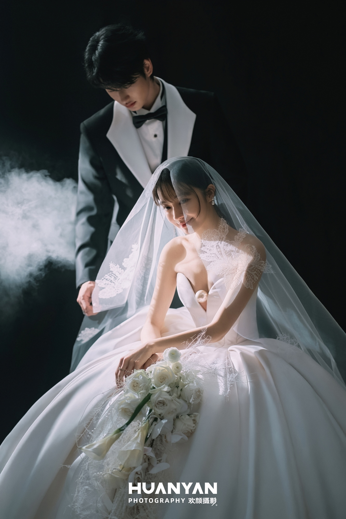浦江婚纱照服装怎么挑？主纱便装中式的配比