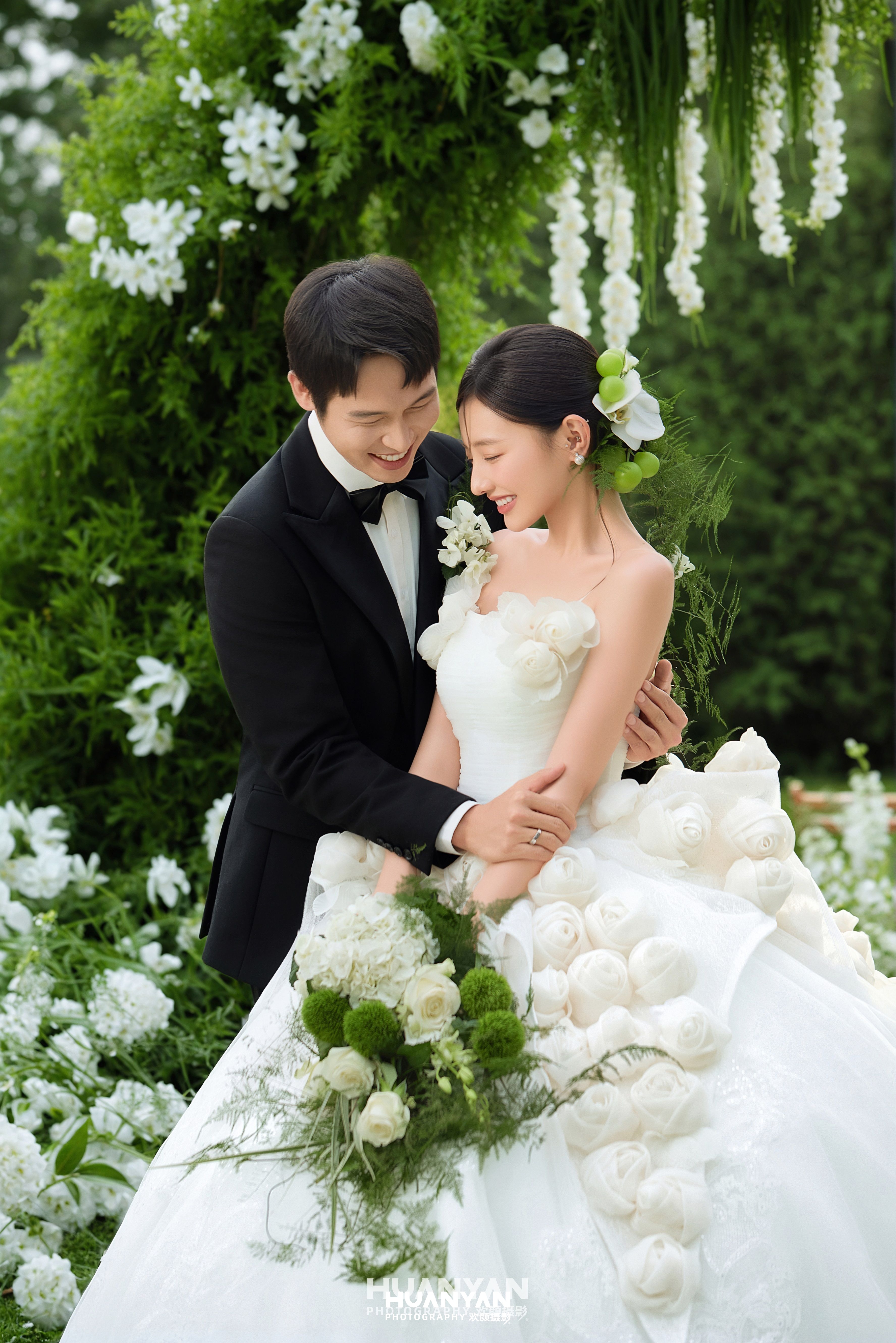 青野告白：韩式温柔婚纱照户外自然实拍