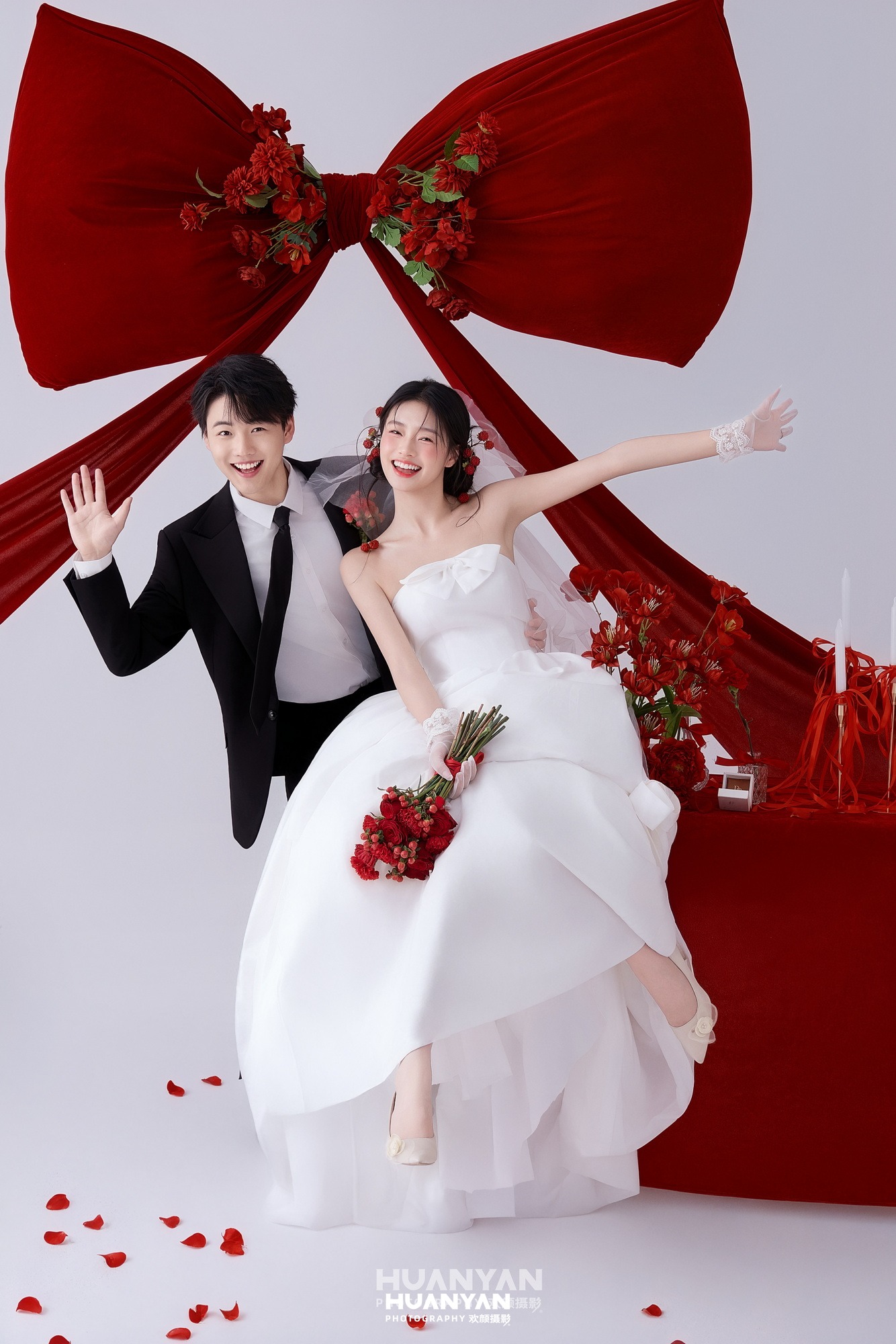 红丝结：新中式婚纱照室内影棚实拍