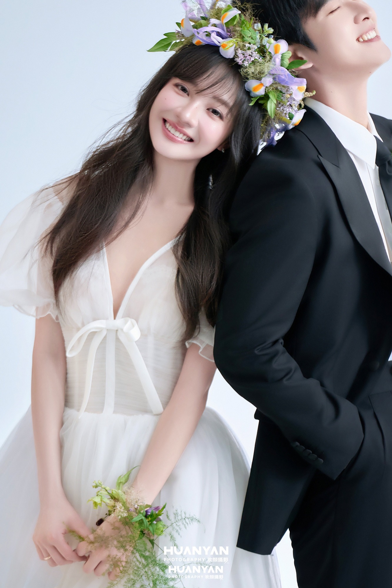 室内影棚清新自然婚纱照实拍（花环午后系列）