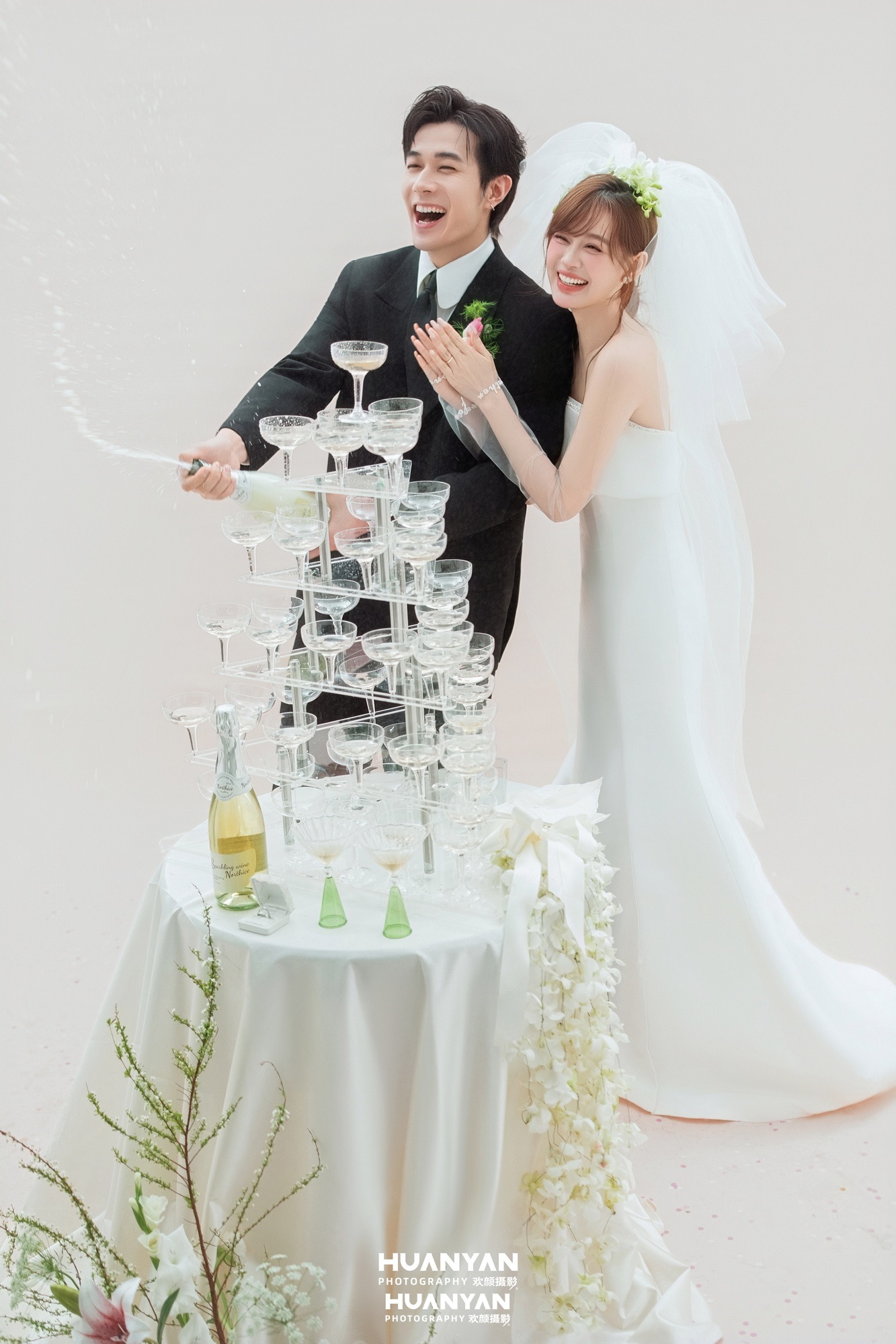 室内影棚韩式温柔婚纱照实拍（白兰花瀑系列）
