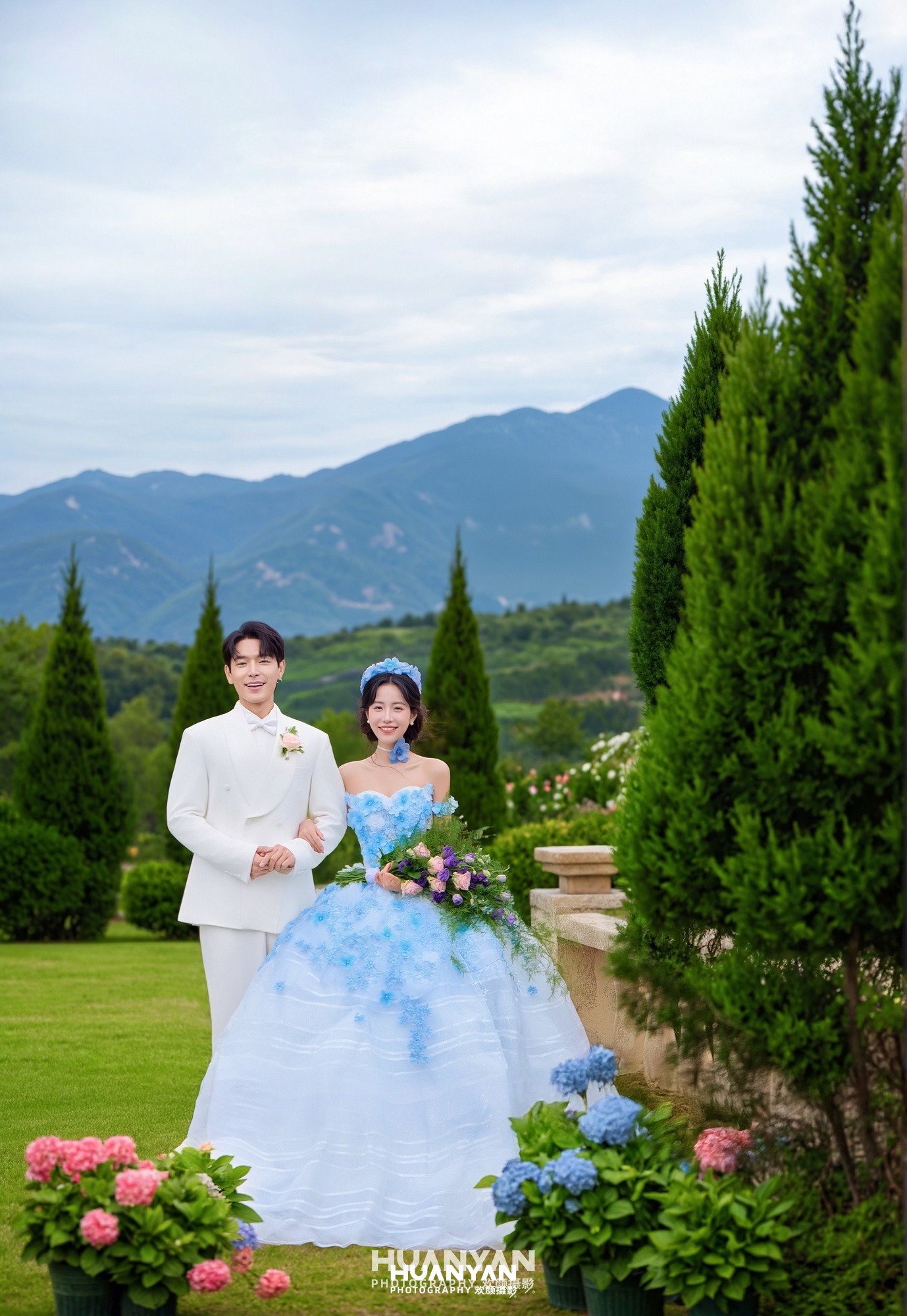 许愿池畔客片第7张｜韩式温柔婚纱照，摄于户外自然