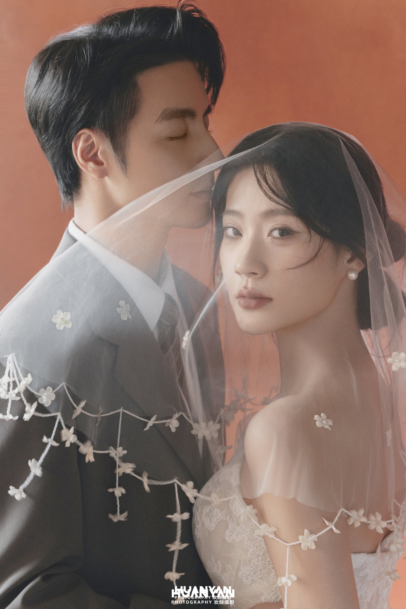 韩式温柔婚纱照 · 室内影棚场景 · 纱曳同行客片