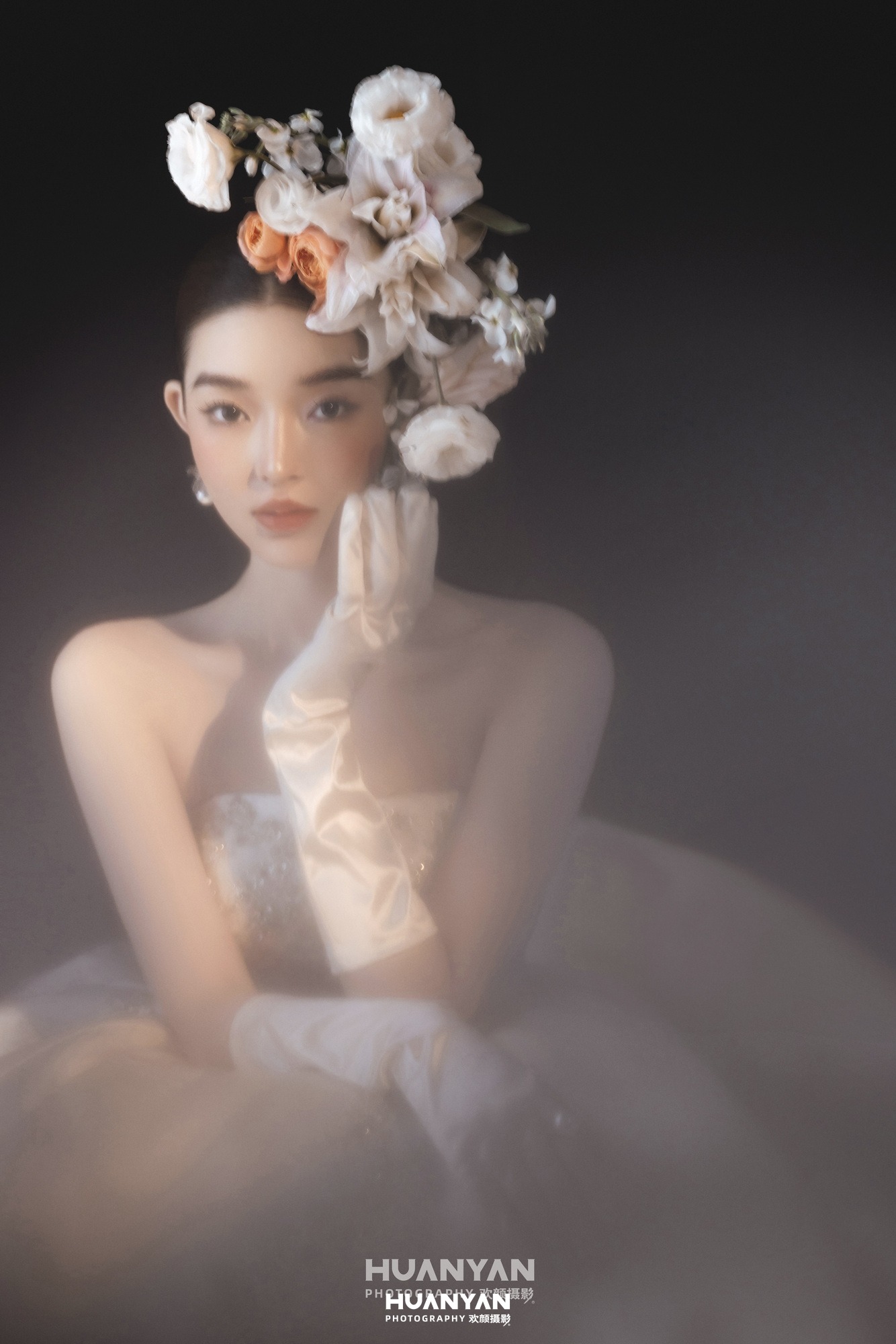 韩式温柔婚纱照 · 室内影棚场景 · 纱上花开客片