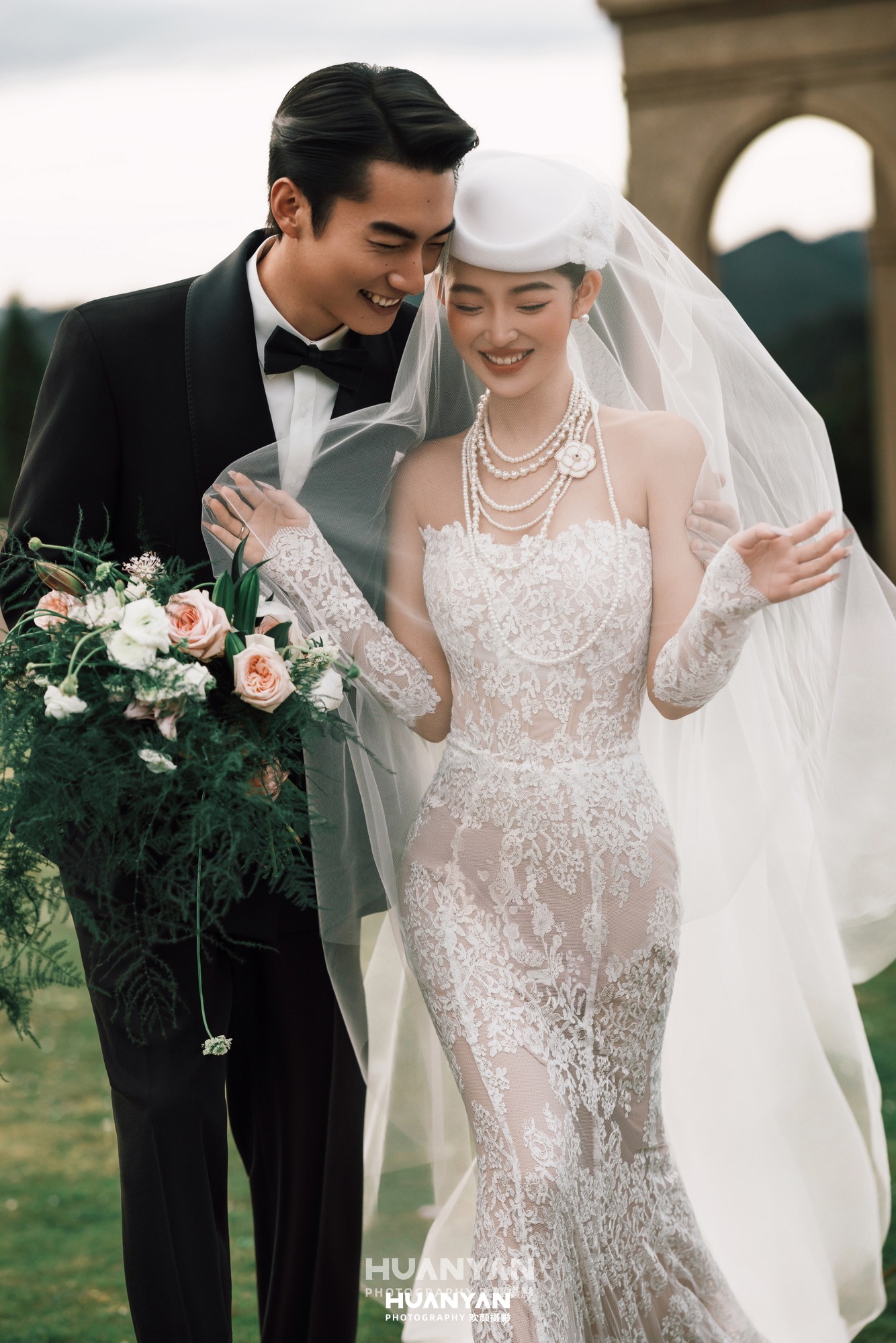 复古婚纱照 · 户外自然场景 · 柏间风起客片