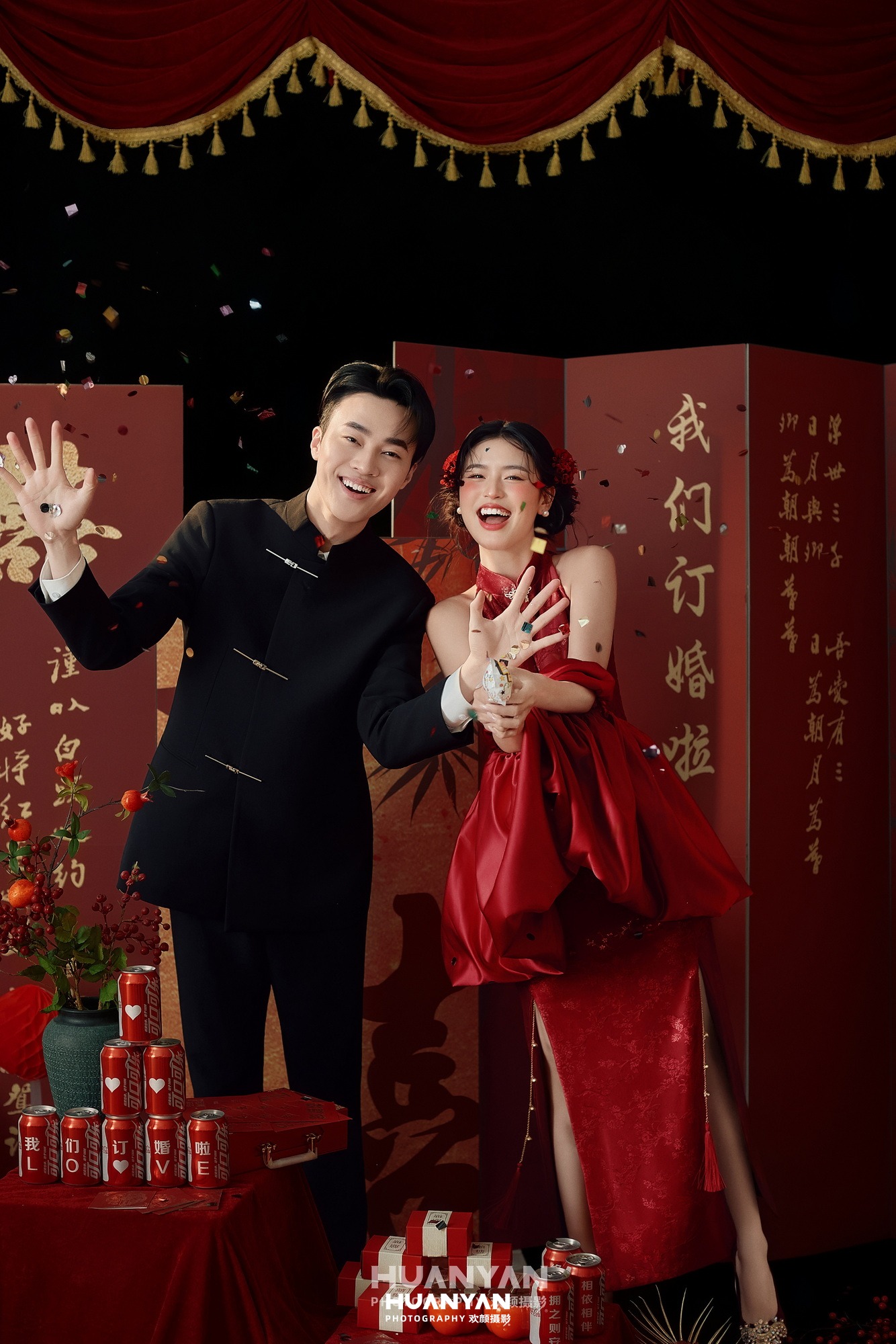 新中式婚纱照 · 室内影棚场景 · 红幕定情客片
