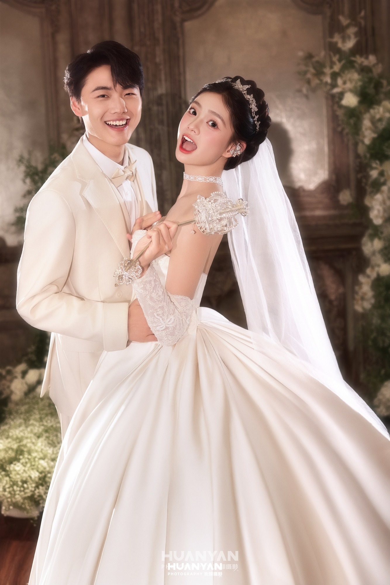 浪漫唯美婚纱照 · 室内影棚场景 · 宫廷童话客片