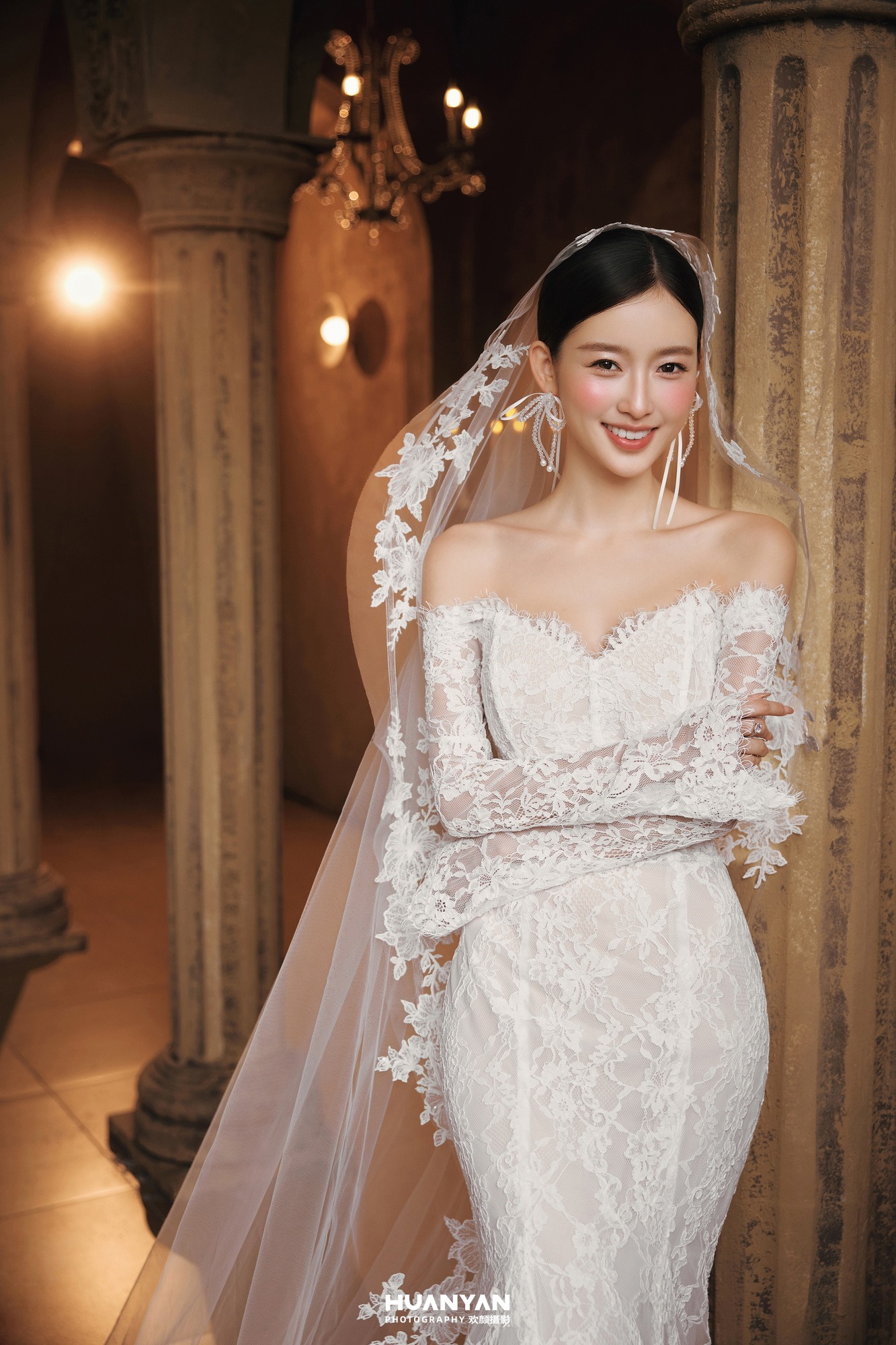 室内影棚浪漫唯美婚纱照实拍（鎏金一吻系列）