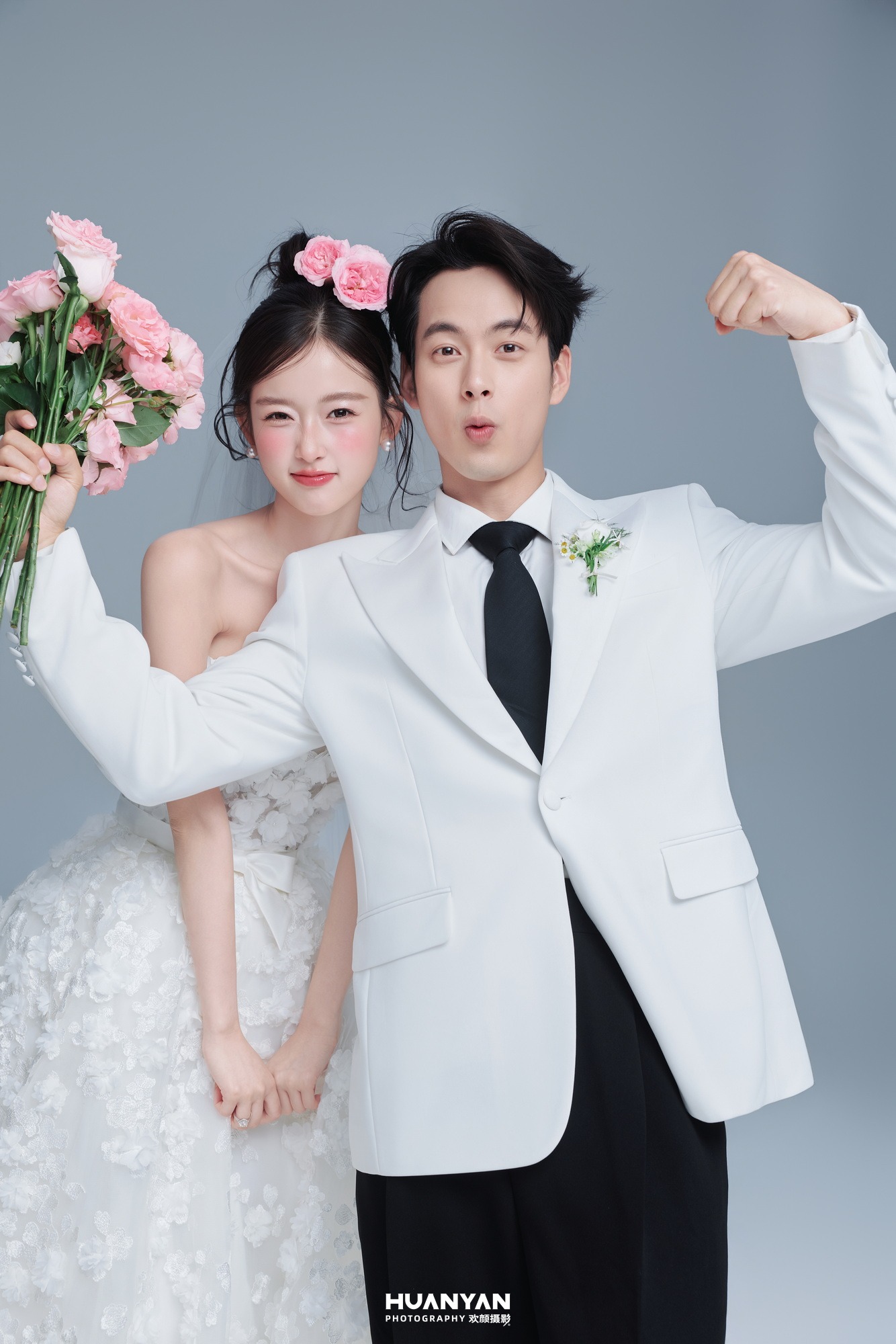 韩式温柔婚纱照 · 室内影棚场景 · 鬓边粉玫客片
